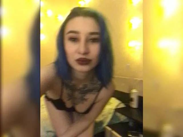 Offline -Molly- on BongaCams