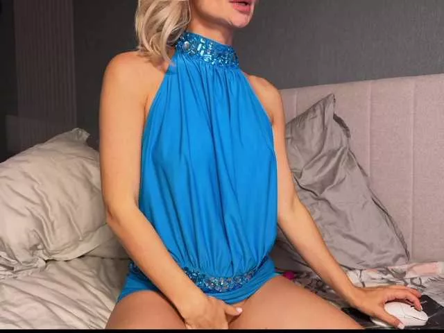 Offline -Molly- on BongaCams