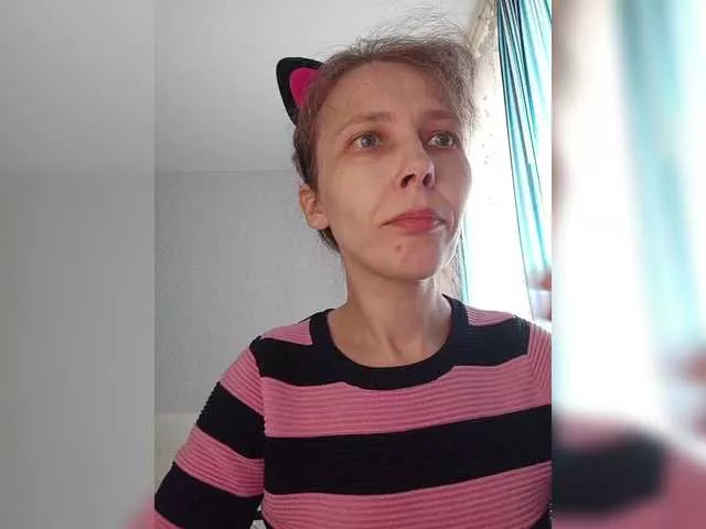 Offline -queen-margo- on BongaCams