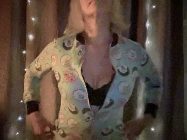 Freechat Alenkahot on BongaCams