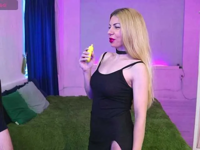 Freechat AlisaAleks on BongaCams