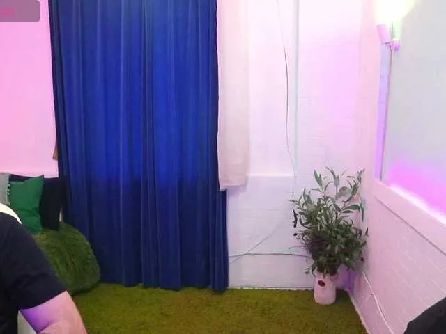 Freechat AlisaAleks on BongaCams