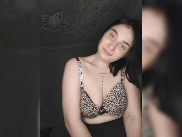 BongaCams Aliska22 is Freechat Aliska22 — I get aroused by your looks and love when you play with me