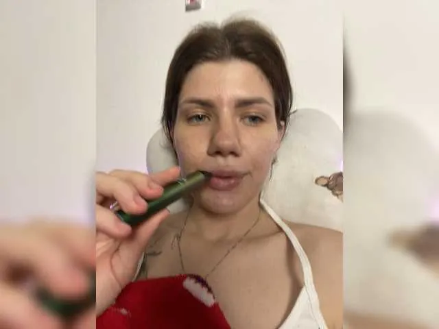 Offline AlissaLexx on BongaCams