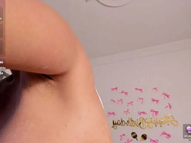 Offline amina-hafssa on BongaCams