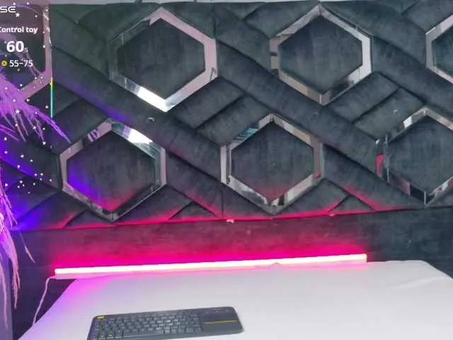 Offline Amy-Dowson on BongaCams