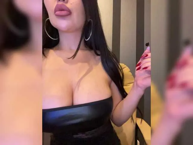 Offline ANGELIKA77741 on BongaCams