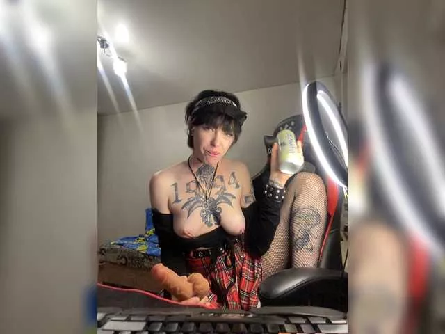 ArinaTheKink on BongaCams