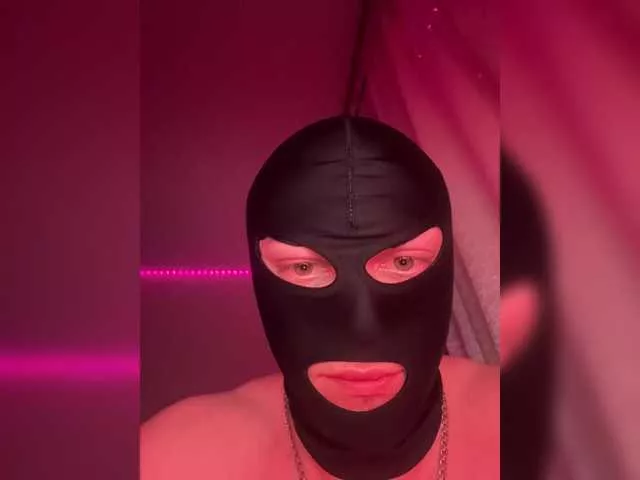 Offline Bella-Oskar on BongaCams