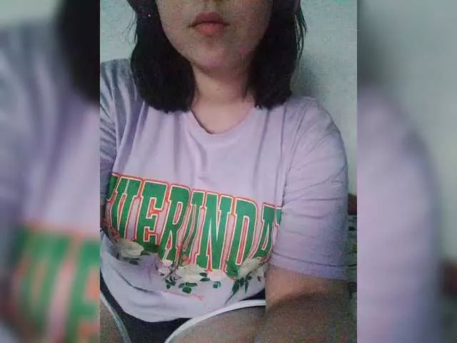 Offline blue-moonlight on BongaCams