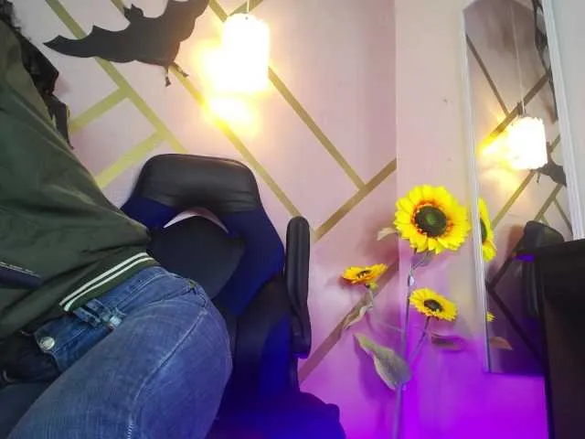 Offline brendaliive on BongaCams