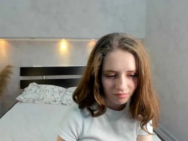 Offline Camilla-Kelly on BongaCams