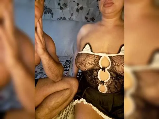 Offline Cat-Bars69 on BongaCams