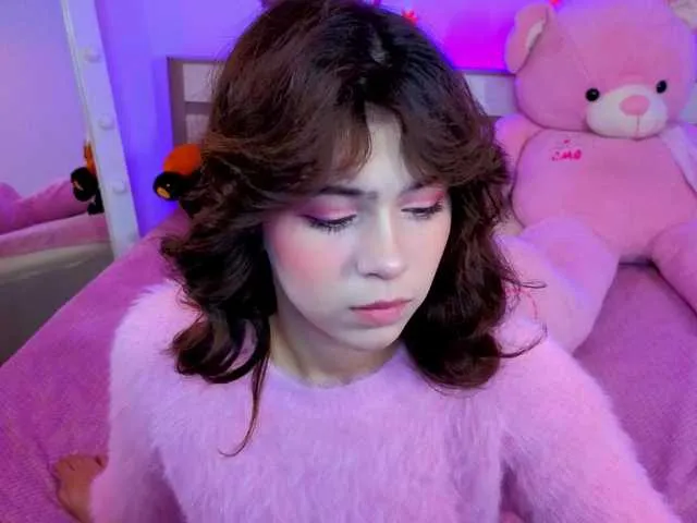 Offline CoralineJones on BongaCams