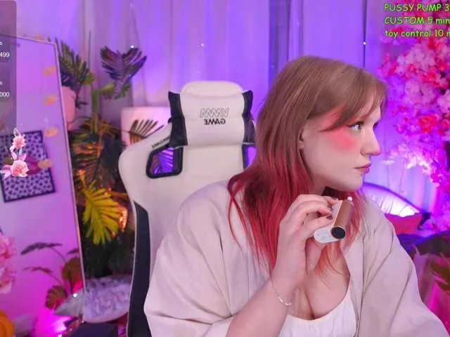 CrazyWine on BongaCams