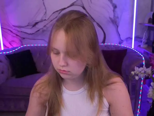 CrystallPaws on BongaCams