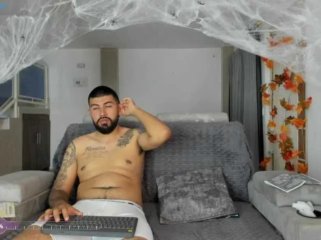 Offline DulceRomance on BongaCams