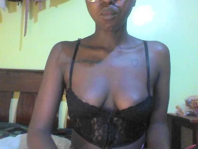 Offline Ebonymuse on BongaCams