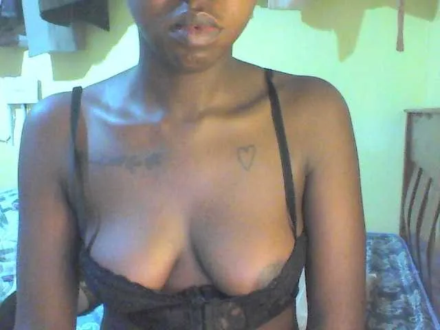 Offline Ebonymuse on BongaCams