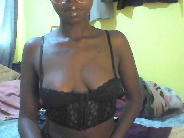 Offline Ebonymuse on BongaCams