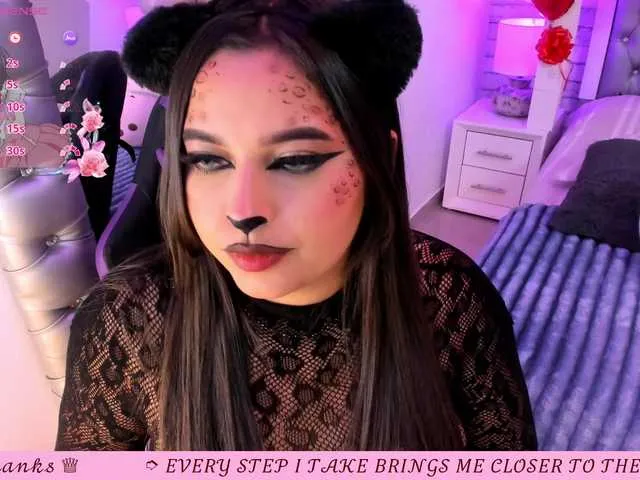 Freechat EinnyMure on BongaCams