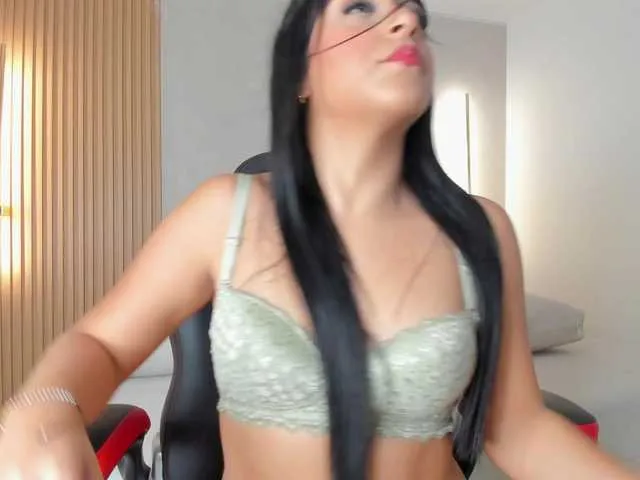 EmilyHale — I get turned on by confidence, good vibes, and someone who knows how to use their words. I love teasing, slow moves, and playful energy that makes my heart race. Watching you enjoy me, hearing your voice, and feeling the connection between us drives...