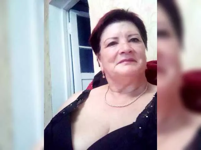 Freechat Empresswoman on BongaCams