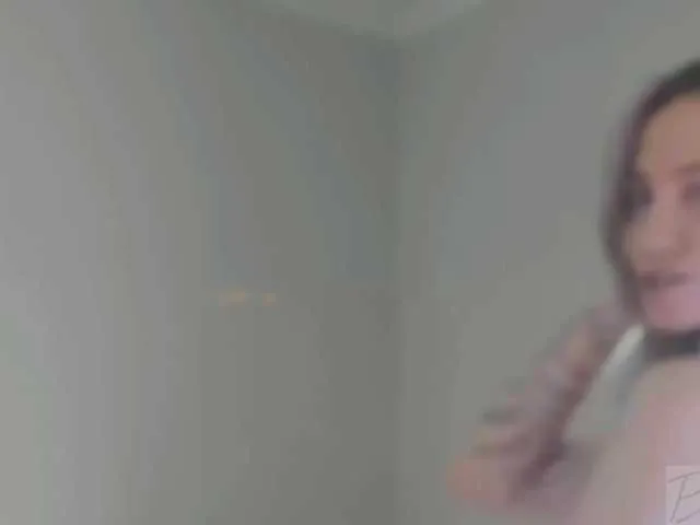 Offline eva-adamova on BongaCams