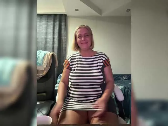 Offline Eva-Bella on BongaCams