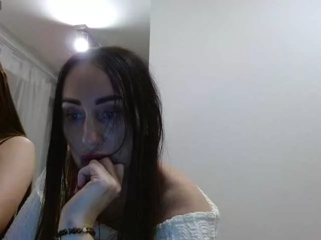 Offline Fortune---888 on BongaCams