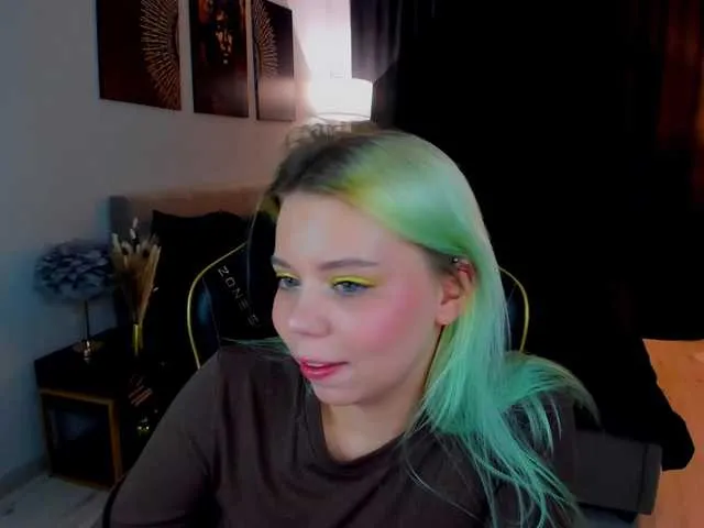 BongaCams FunnyVibe is Freechat FunnyVibe — n life I like to go to bars, visit museums. On the site I like to look bright and surprise