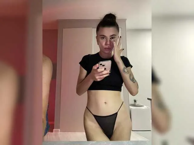 Offline Gummy-Bears on BongaCams