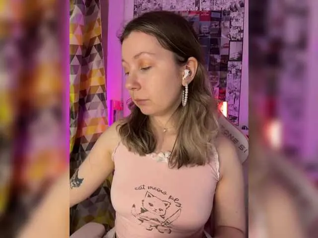 Freechat henby-streams on BongaCams