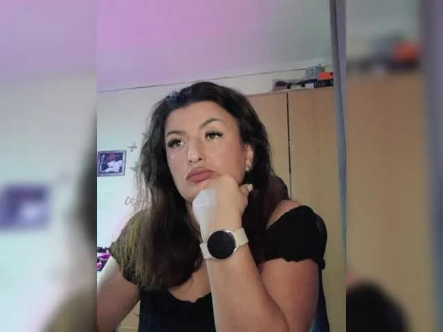 Offline Hotangel75 on BongaCams