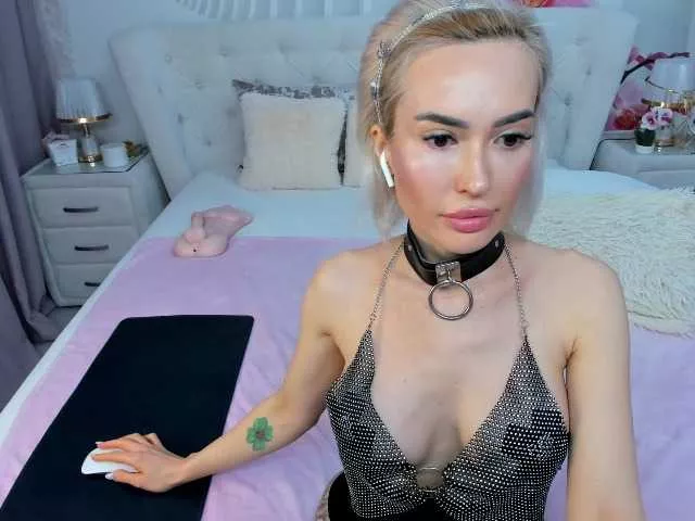 Freechat HottieSweetBritney on BongaCams