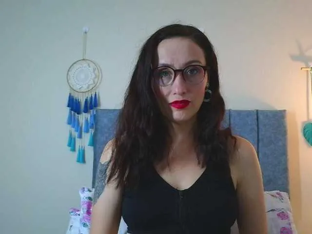 Freechat IberianMoonMK on BongaCams