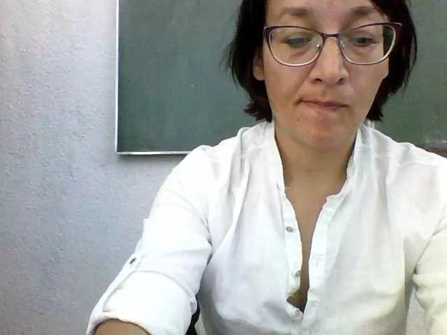 Offline Jenis-1 on BongaCams