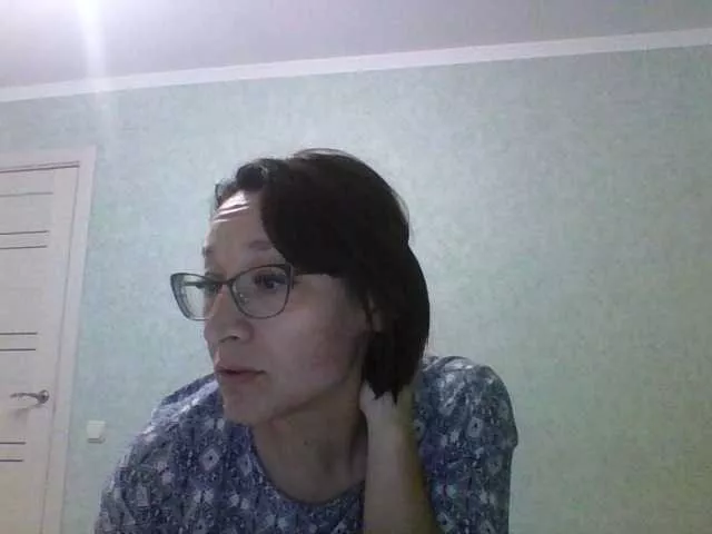 Offline Jenis-1 on BongaCams