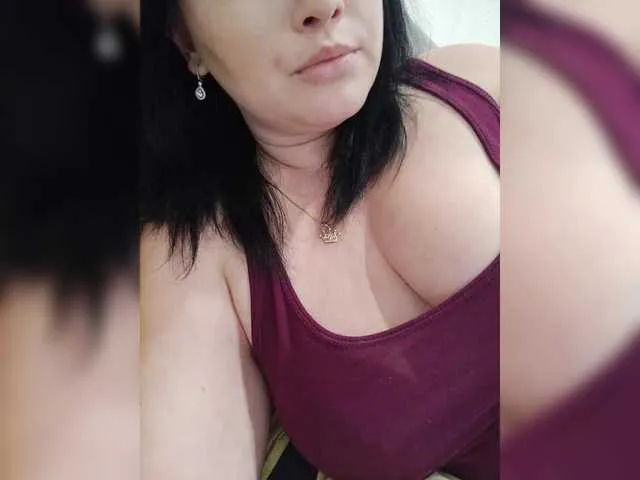 Offline Katniss-K on BongaCams