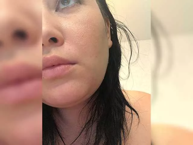 Offline Katniss-K on BongaCams