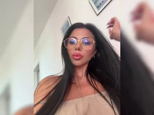 Offline KatrinMoreno on BongaCams