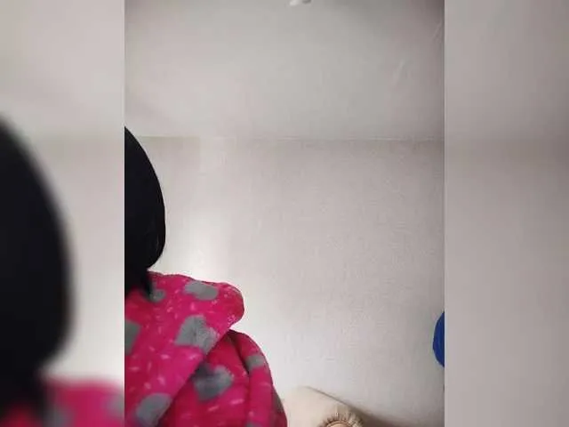 Offline Katy19801 on BongaCams