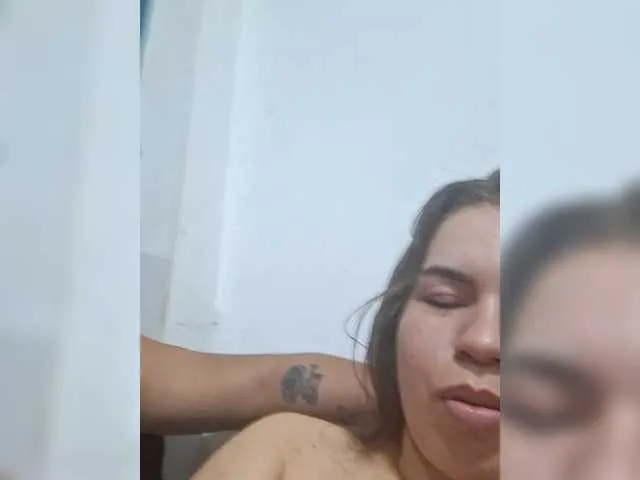 Offline katyandxxx-1 on BongaCams