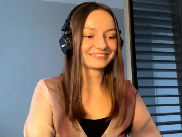 Freechat KittieRusu on BongaCams