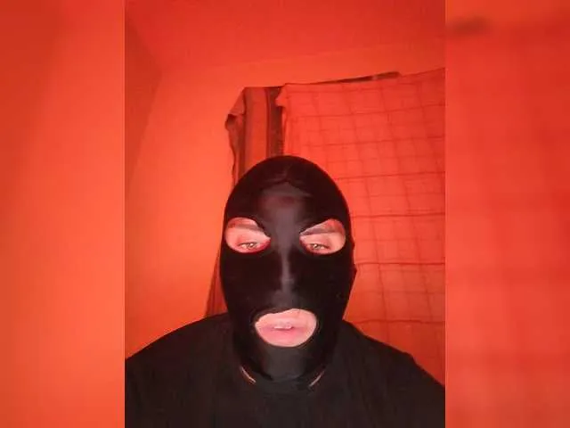 Offline KosmosAndPingvin on BongaCams