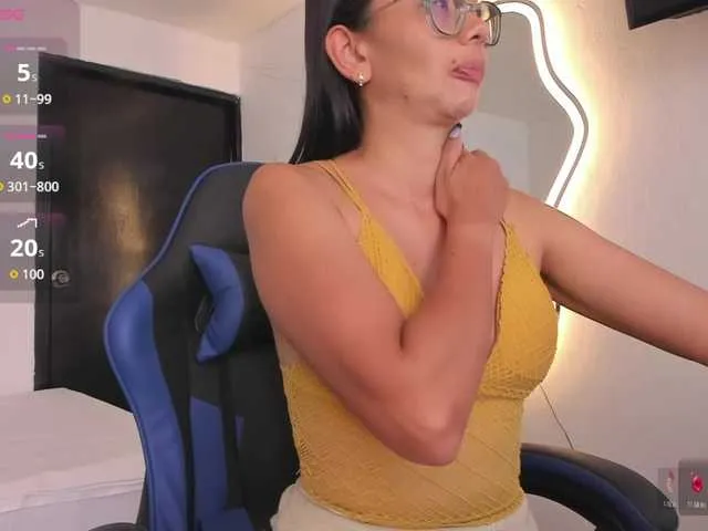 Offline lakshmi-rai on BongaCams