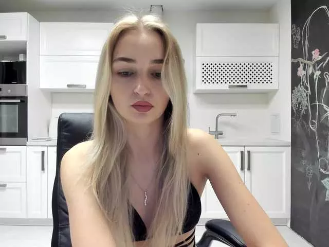 Lana-Rhoades on BongaCams