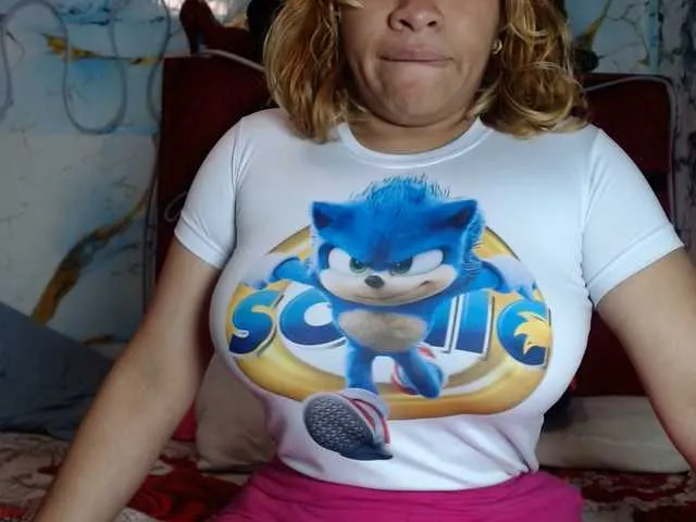 Freechat Latin-caliente on BongaCams