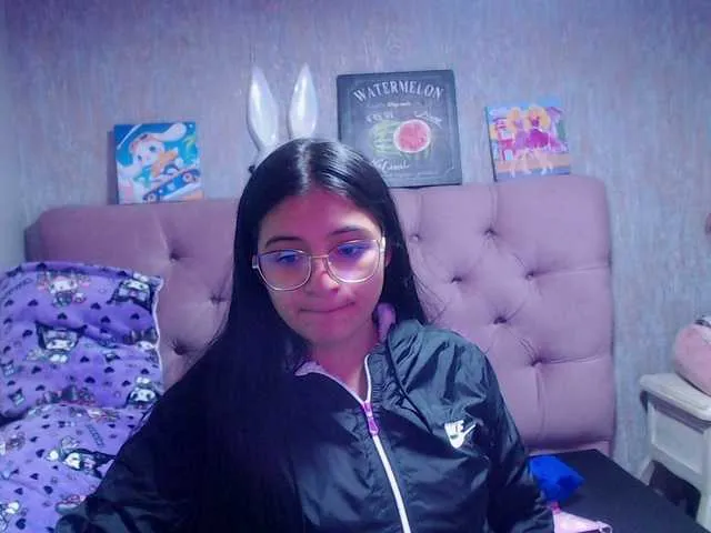 Offline laurenelove on BongaCams