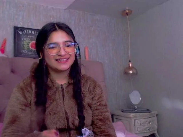 Offline laurenelove on BongaCams